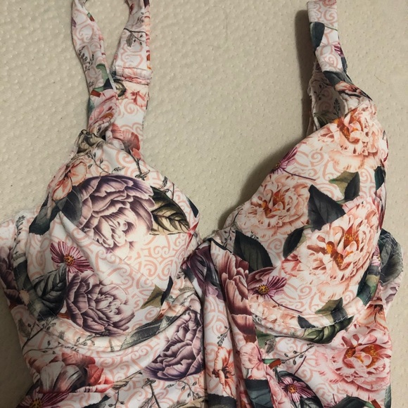 ASOS one piece bustier swimsuit 30DD - Picture 2 of 4